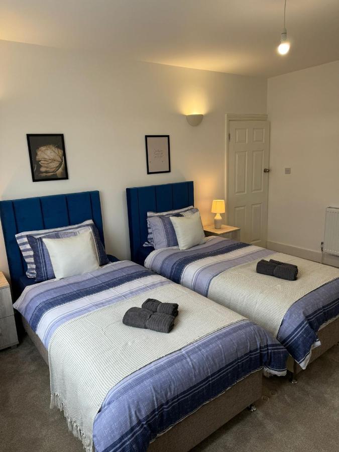 Smart Guest Rooms Fast Access To Central London Via Piccadilly Line New Southgate Екстериор снимка